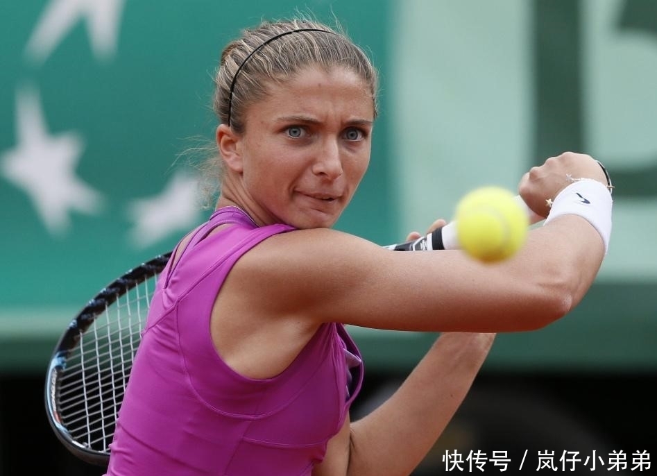 的中场球员 的中场球员