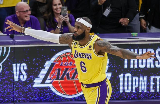 打野站位被 打野站位被