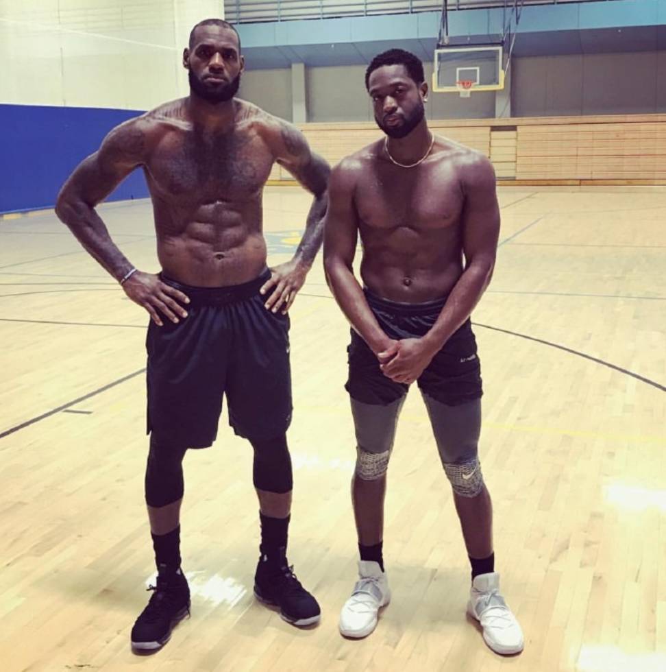 特的区域红 特的区域红